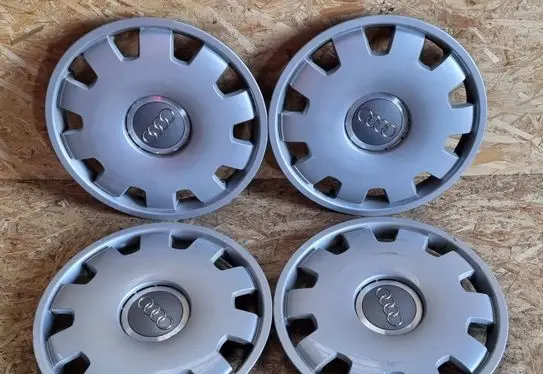 Audi A4 S4 B7 8E 8H R16 wheel hub/cap/trim 4B0601147D