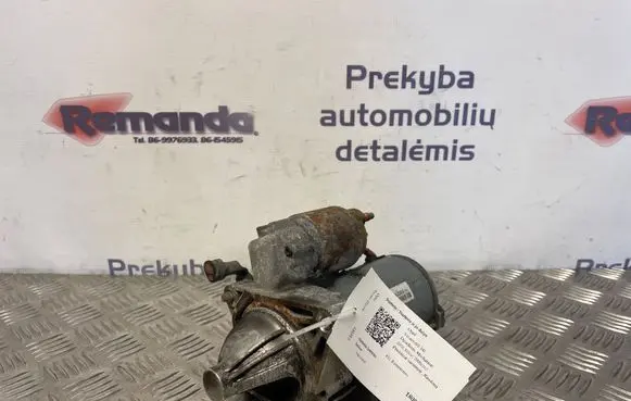 Opel Vivaro Starter motor 8200628430A