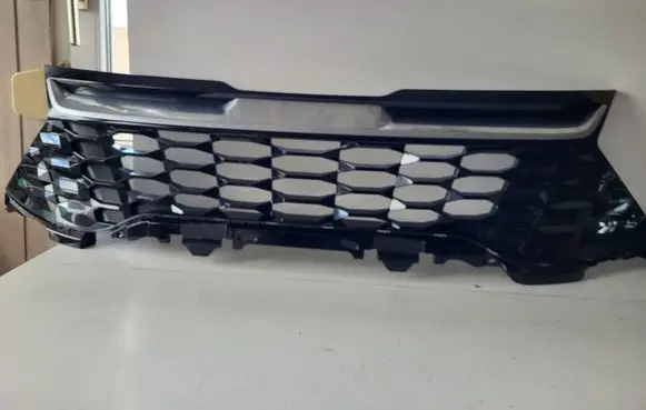 KIA Sportage Front bumper upper radiator grill 86350R2020 86351R2020