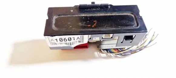 Renault Scenic I Screen/display/small screen p8200028364a ns3834055-z