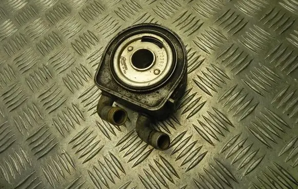 Ford Mondeo Mk III Engine oil radiator 1S7E6A642CD