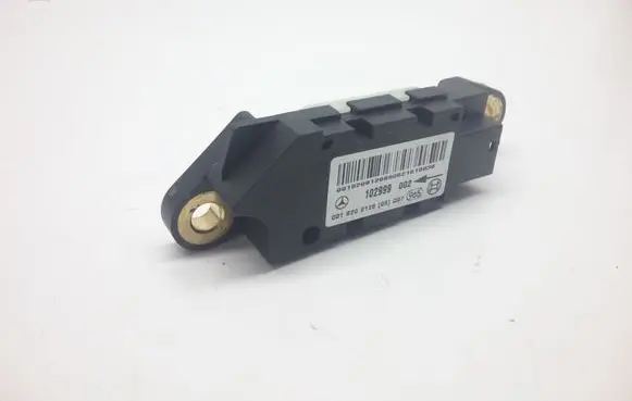 Mercedes-Benz CLK A209 C209 Airbag deployment crash/impact sensor 0018209126 102999002 102999