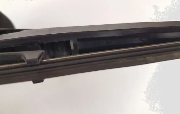KIA Sorento Rear wiper blade 08121