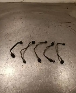 Fuel injector supply line/pipe