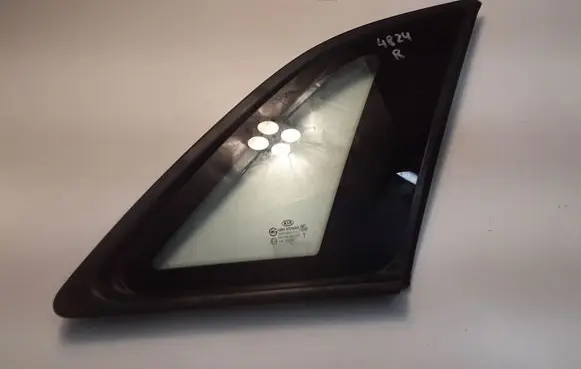 KIA Sorento Rear side window 878202P100