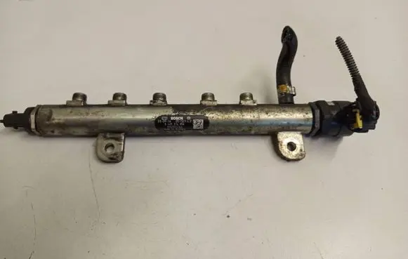 Opel Zafira B Fuel main line pipe 051521L2 0445214056 55200266