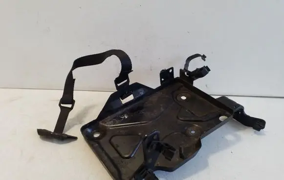 Battery tray