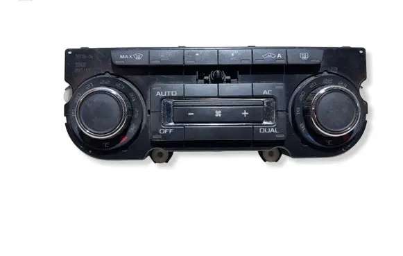 Skoda Octavia Mk2 (1Z) Climate control unit 3T0907044BK 5HB00974974