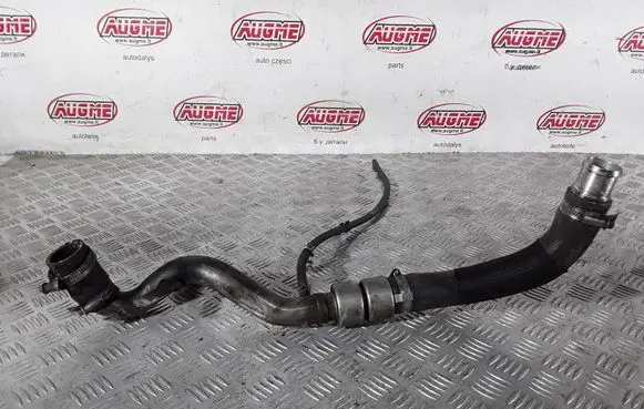 Land Rover Range Rover L322 Engine coolant pipe/hose