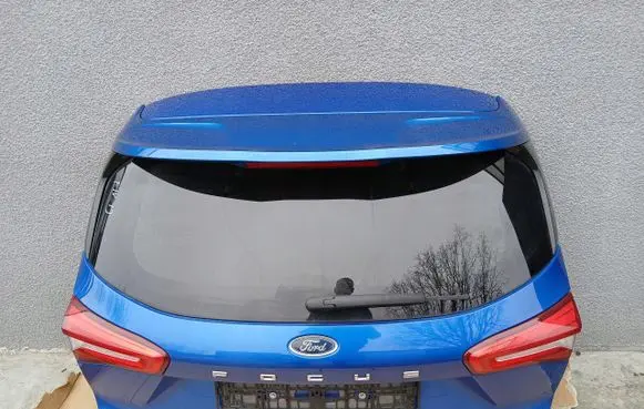 Ford Focus Tailgate/trunk/boot lid 0000000