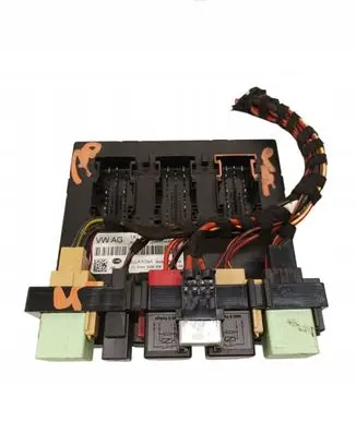 Skoda Superb B6 (3T) Central body control module 1K0937087R