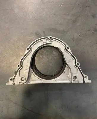 BMW M5 F90 other engine part 8092642
