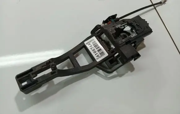 Ford Focus Front door exterior handle BM51A2246706 BM51-A22467-06