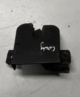 Volkswagen Caddy Tailgate/trunk/boot lock/catch/latch 2K0827505E