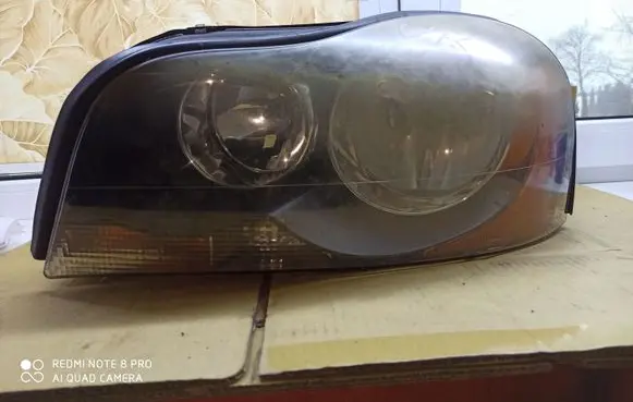 Volvo XC90 Headlight/headlamp 30784151