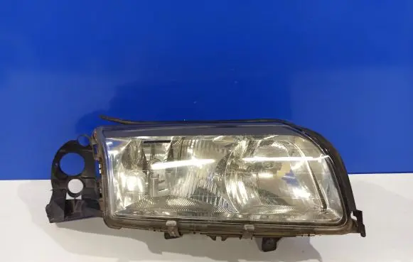 Volvo S80 Headlight/headlamp 8693556 89006405