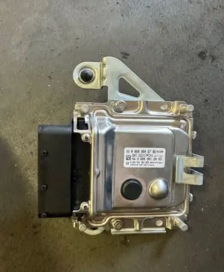 Mercedes-Benz C W205 Reducing agents exhaust control unit A0009006706 A0009012003 0281031381