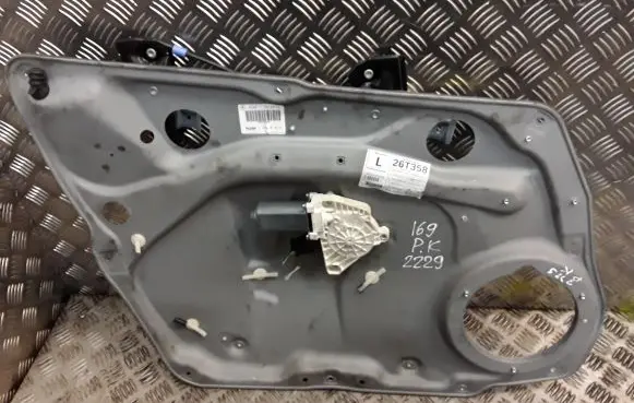 Mercedes-Benz A W169 Front door electric window regulator 1697202979 A1697202979