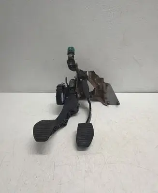Peugeot 3008 I Pedal assembly 1606409080