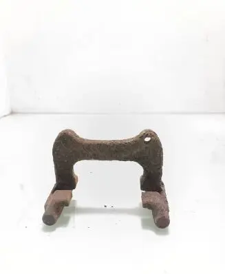 Audi A4 S4 B6 8E 8H Brake caliper pad carrier rear 