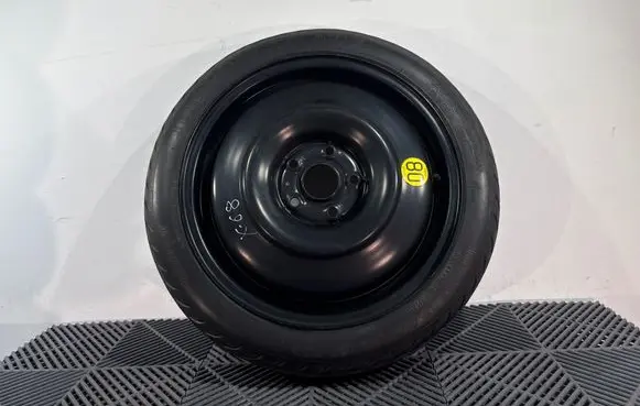 Toyota Auris E180 R17 spare wheel 