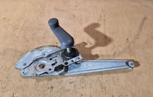 Mazda 323 Rear door manual window regulator B25D72560A