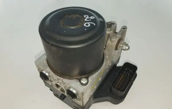 Lexus IS 220D-250-350 ABS Pump 4454053240 8954153110