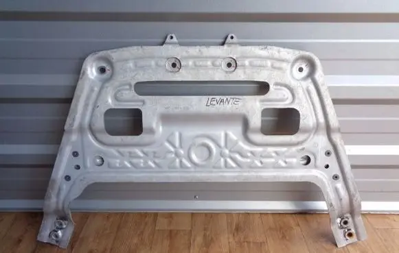 Maserati Levante Engine splash shield/under tray