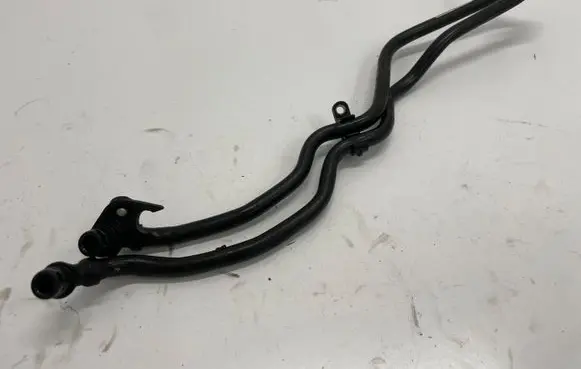 BMW 1 F20 F21 Gearbox oil cooler pipe/hose 8511456
