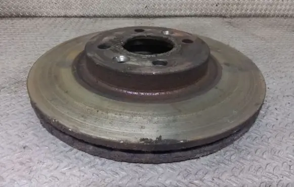 Renault Twingo II Front brake disc