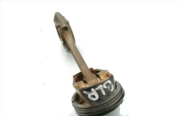 Audi A3 S3 8P Piston with connecting rod BLR