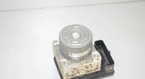 BMW i3 ABS Pump 6896137 5A374B5 34515A374B5