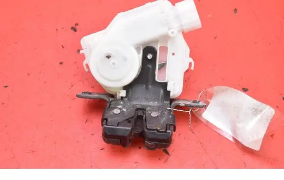 Toyota Auris E180 Tailgate/trunk/boot lock/catch/latch 