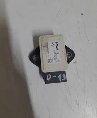 Mercedes-Benz E W212 ESP acceleration yaw rate sensor 0265005735 7019178