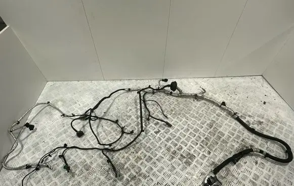 Chevrolet Corvette C8 Tailgate/trunk wiring harness 84735474