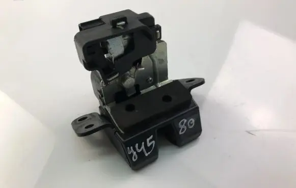 KIA Sportage Tailgate/trunk/boot lock/catch/latch 812303W000