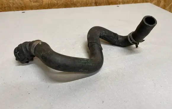 BMW 5 GT F07 Engine coolant pipe/hose 9170347