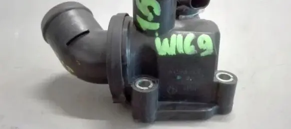 Mercedes-Benz A W169 Thermostat housing 