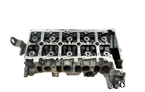 BMW 5 E60 E61 Engine head 7797678