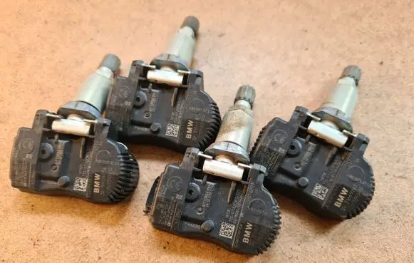 BMW 3 F30 F35 F31 Tire pressure sensor 707355