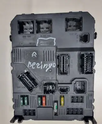 Citroen Berlingo Fuse module A2C53240209