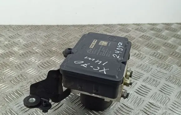 Volvo XC70 ABS Pump P31329139