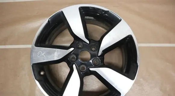 Nissan Qashqai R18 alloy rim N6480120