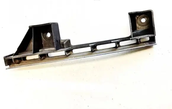 Volkswagen Touran I Front bumper mounting bracket 1t0807890b