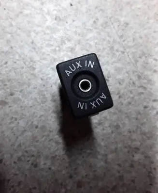 Volkswagen Polo V 6R AUX in-socket connector 5N0035724