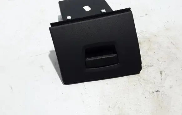 BMW 5 F10 F11 Glove box 9166696