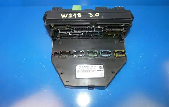 Mercedes-Benz CLS C218 X218 SAM control unit A2129003714