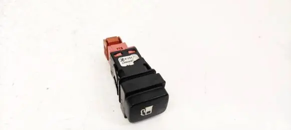 Citroen C4 I Picasso Fuel tank opening switch 96530658xt