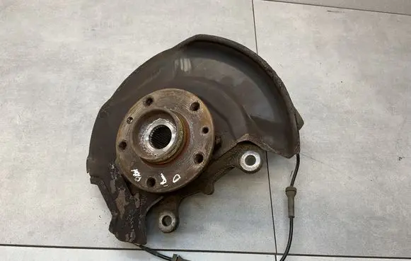 Nissan Qashqai Front wheel hub