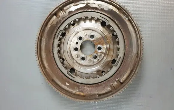 Volkswagen Golf VII Flywheel